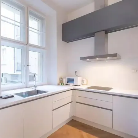 Old Town Square Luxury Apartment Прага Экстерьер фото